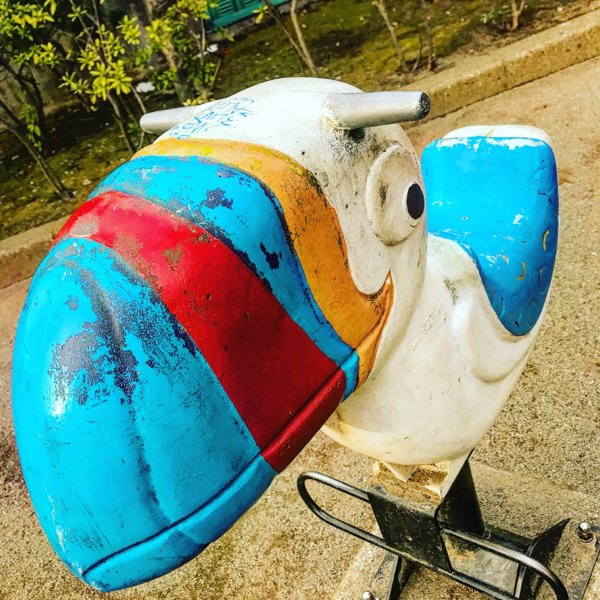 ayahuyane's profile picture. デザインとプログラミングの両方を頑張る。今は基本情報技術者試験に向けて勉強中。アドバイスいただけたら嬉しいです。//通知をあまりチェックしないので、気づかなかったらごめんなさい。できるだけ気にします。