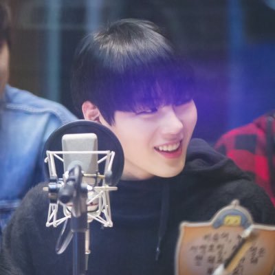 04 / 성운위주 올괜☁️