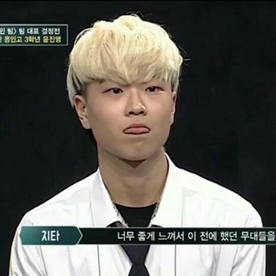 TYDw95XnRCWsUxZ's profile picture. ☁☁☁☁☁👀💙