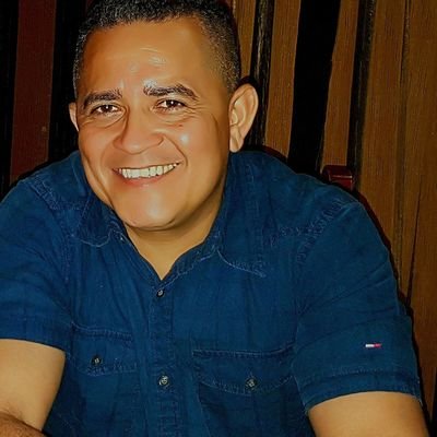 JairoCastell67's profile picture. Ingeniero Electricista Industrial