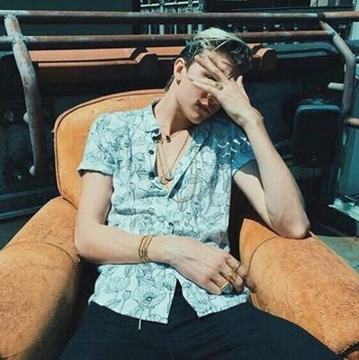 Ezxkixl's profile picture. Ezekiel R. Gaunt | Pure-Blood | Slytherin