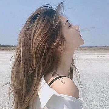 hunwari_omoi's profile picture. 見つけてくれて ありがと…𓂃 𓈒𓏸✿ 詩は創作です✿︎相互垢ではありません✿写真や詩の無断転載は辞めて下さいネⒸ ✿アイコン本人ではありません✿