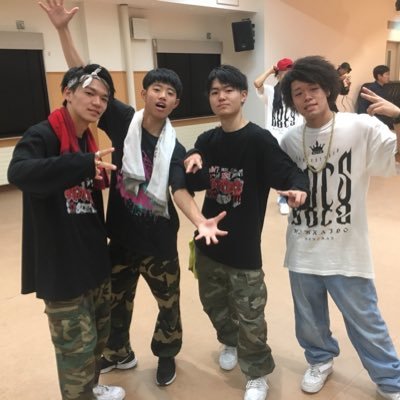 _Paraphrase_'s profile picture. 駅の通路使わせてもらってます。室蘭、登別、伊達で活動する 田舎のダンスチームです👾🤘 イベントの宣伝していきます〜〜✨🕺🏽