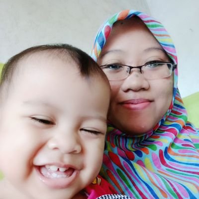 farid amiruddin menikah dengan eva mayasari...guru d smp peta kota mojokerto... anak gadhiza khiliya mehrimah amiruddin