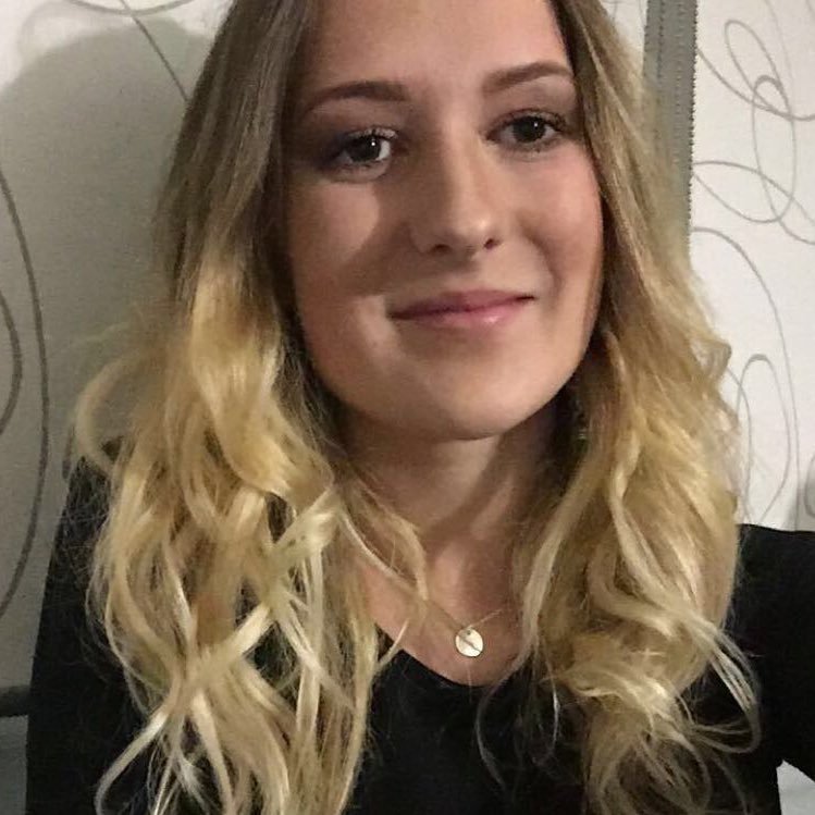 Chloe_Armando's profile picture. 