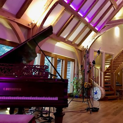 rimshotstudios's profile picture. Boutique production, recording, mixing & mastering services in the Kent countryside
