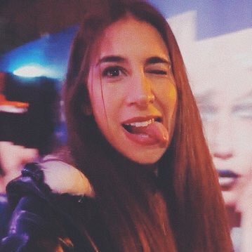Me enseñaste que el amor es mas fuerte que la distancia @FDoficial 🖤 ‘Te quiero' - PS {Me siguio el 08/02/17✨}
