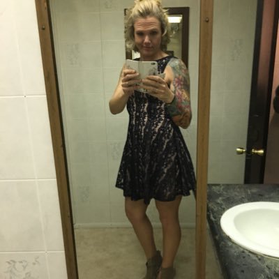 bethmarie1980's profile picture. Just a hot mess of a wife and mom of 6, trying to survive