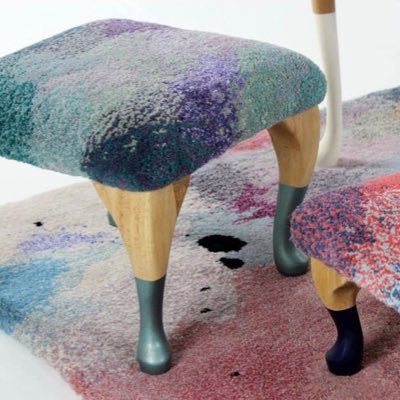 Adriana Tavares Rugs fashions refreshing surfaces through the heritage and endangered craft of hand tufting, creating bespoke interiors.