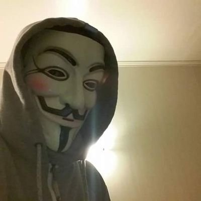 GuerreiroThierr's profile picture. #Crypto enthousiaste.
#Bitcoin #Altcoins 

-Mes tweet n'engagent que moi.

 -Je ne suis pas conseiller financier. 

#DYOR