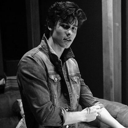 mellbae_'s profile picture. в интернете никто не знает что ты собака