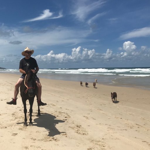 gregorycromwell's profile picture. Entrepreneur Co-Founder @SteamWhistle @blundstoneca Farmer @cromwellfarms