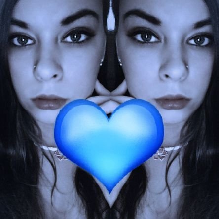 Not afraid of Mothman. 💀 Twitch streamer 🕹🎮 wants you to follow my twitch 😃 can walk on roofs sideways.💎🤹🏽♀️