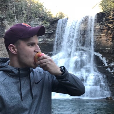 AustinFite's profile picture. 21 | VT ‘20 🇺🇸🇦🇪🇴🇲🇲🇦