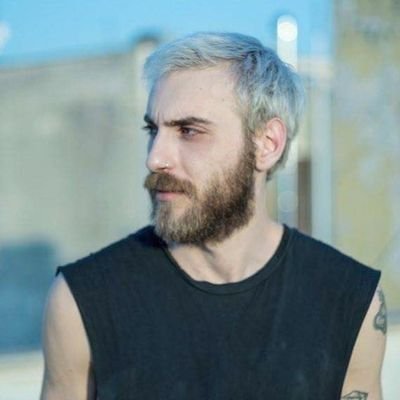 EVoulgari's profile picture. αυτο ειναι ενα θαυμαστικο !