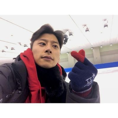 선수들 다 좋아합니다 🇰🇷🏆
최애는 윤기 선수 🇰🇷