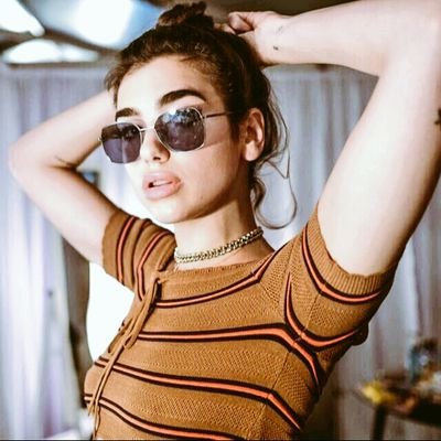 •I will be your teacher, to teach how to be loved and appreciated • Author• Future Teacher• Fangirl• wp