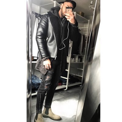 memetajdinovic's profile picture. https://t.co/fV1uID1cBl Snapchat : memetajdinovic 👻👻