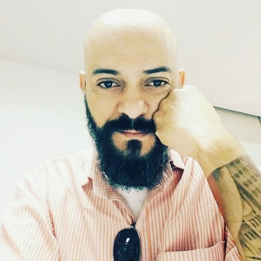 Tricolor de Coração, Baterista, Paraquedista e Técnico em Edificações