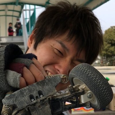🚙💨気軽に走れる本格ラジコンサーキット【そのらんサーキット】🏆奇数月第3日曜レース開催中!⚠️火、水定休日|大人2000円(年パス23800円)高校生以下半額|100m超ミニ四駆コース(ラジコンのお客様と温泉のお客様は無料)|アクセス→静岡県伊豆市上白岩1516 ナビで【希望園】と入力|フォロー&遊びに来てね✨
