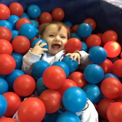 KellyStewart8's profile picture. 