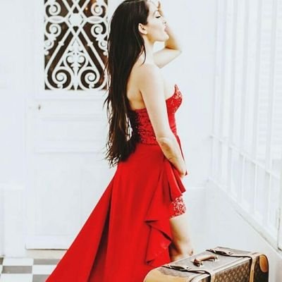 Name's Nikki. 1/2 of The Bella Twins. Longest reigning Divas Champion. Engaged to John. Sister to Brie and JJ. Auntie to Vivi and Birdie. (RP|NonDTF|NonIncest)