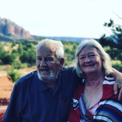 dylan_hosford's profile picture. I didn't ask to be to King.. but hey! If the 👑 fits💁🏼‍♂️