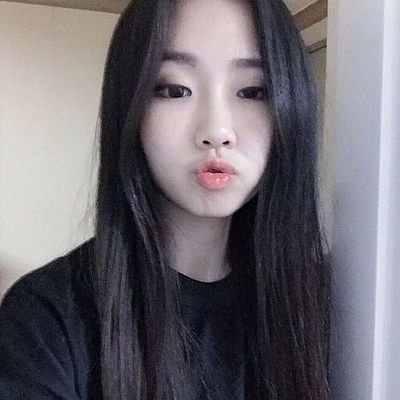 lonely anime/kpop girl jikim1217  twitter