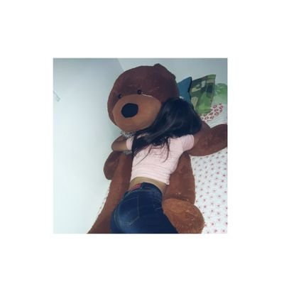 aagustinaa28's profile picture. 28/10/2003🤞♏- F.S.R⛸-Detrás de las nubes el cielo es siempre azul🖤|
Lali🎤♥️