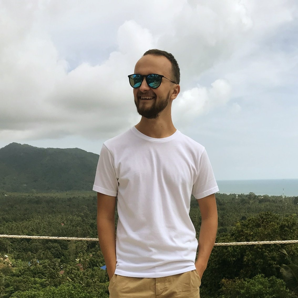 andru_lapushkin's profile picture. 