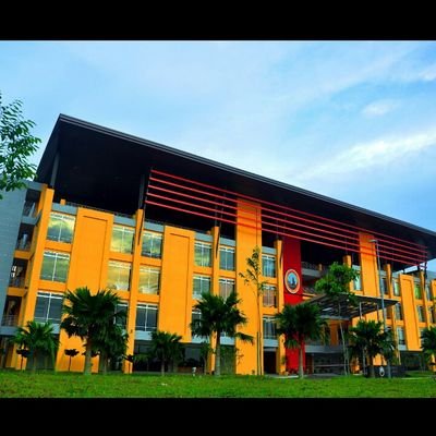 uniklmitecTN50's profile picture. Under subject project management, we are conducting a talk that will be held at UniKL MITEC on 8th May 2018. Do support us 🤗 #DemigredA