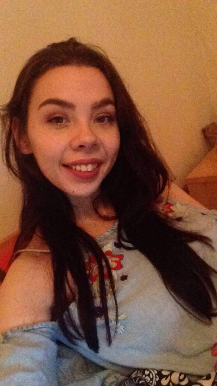 Amsandcastle's profile picture. Publicity Assistant for Hollyoaks