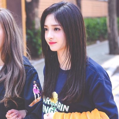 美少女 Taeri 韓国好きな人と繋がりたい オルチャン オルチャンメイク オルチャンファッション この1週間の内に保存した可愛い子