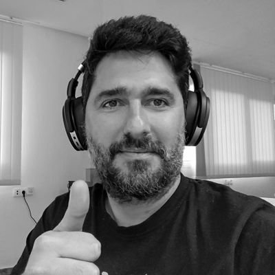 d_a_g_a_h_e's profile picture. 