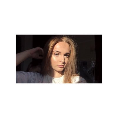 Ellpyne_'s profile picture. follow my depop @xelliepyne 💖