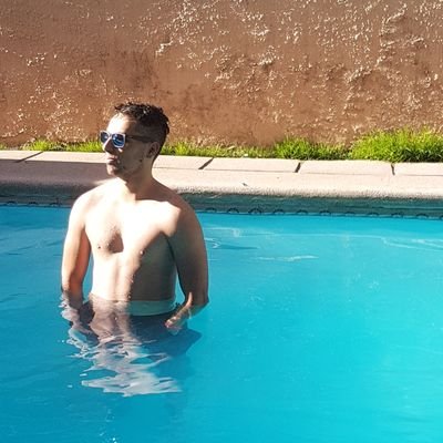 astuto y bipolar / presidente del CEES de @sociologiaunab/ amor por el rojo hispano