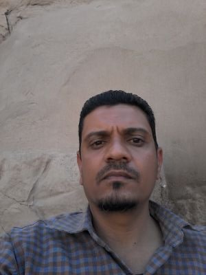 أخصائي اجتماعي أزهري 0 بحب الوسطية في كل شيئ 0 مهتم بالسياسة ولا أنتمي لأي حزب سياسي 0 وبعشق تراب بلدي وبفتخر بأسلامي وعروبتي