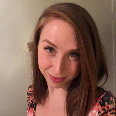 thereadhead_'s profile picture. Recently described as both "no sides, just edges" and "feels on the outside, rage on the inside". Feed me and I soften.