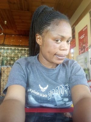 Great girl with big brain ,I'm fighting for my own future basss