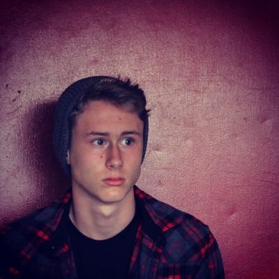 RjKroes's profile picture. hm