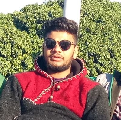 फरक छ माया गर्नु र मन पर्नु मा
फरक छ लभ पर्नु र सिउदो भर्नु मा
फरक छ फुल ओईलिनु र झर्नु मा
त्यसैले बार-बार भन्ने गर्छु तिम्रो आत्मालाई
भेटेर.फरक छ तिमि जिउनुमा