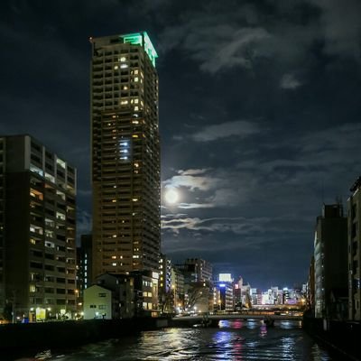 kahunsyoujinn's profile picture. 呑兵衛の絵描き。
興味のあることしかしない。喫煙家(ハイライト)、酒の民。万年筆とインク。文房具。