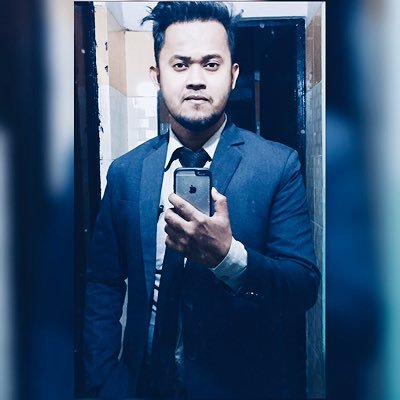 Souptikb8's profile picture. The only person on Twitter who doesn’t claim to be a social media guru.