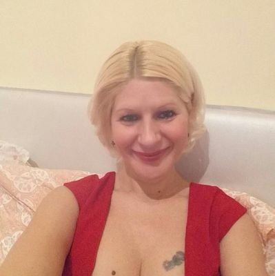 marie_semillev3's profile picture. Le coeur et les sentiments sont des choses important dans la vie la confiance habite nos coeur .