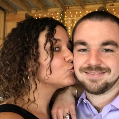 LishaLove86's profile picture. Le Meilleur Graphic Designer/Production Artist Who Loves Travel, Food, & My Dog!