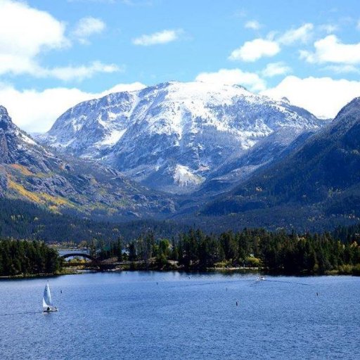🗻 The Town of Grand Lake is the western gateway to Rocky Mountain National Park.  A year-round vacationer's paradise for over one-hundred years!!