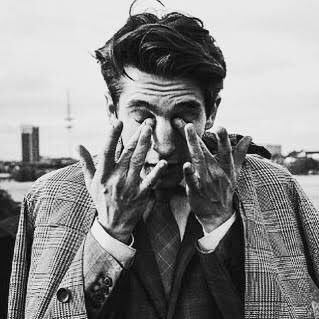 hussam591's profile picture. 