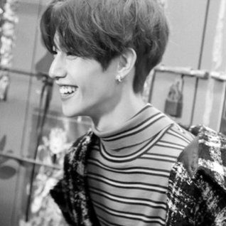 93NBLOUS's profile picture. 