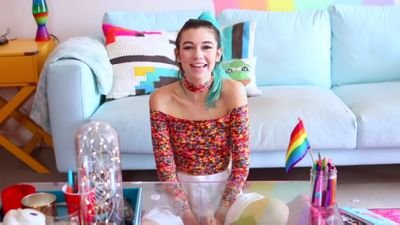 Heyyyyyy Jessie paege does not follow