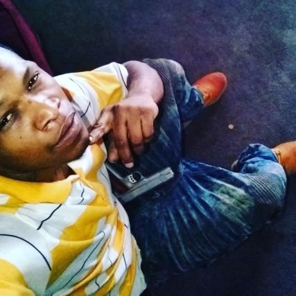 Eastside nigga about my dough all about my self fuck the rest grind hard until I'm rich 🙌🙌🙌💯